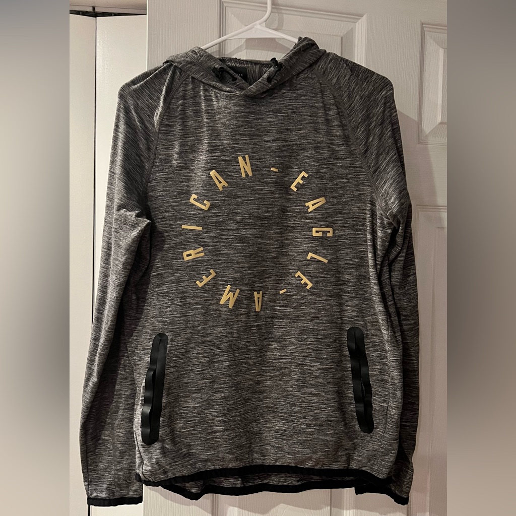 Men’s American Eagle Hooded Pullover T-Shirt Size Small